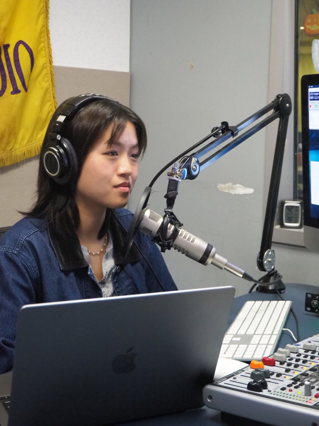 Creating a “Cool Corner”: A Conversation with Hunter Student & Podcast Host Celine&nbsp;Zhang