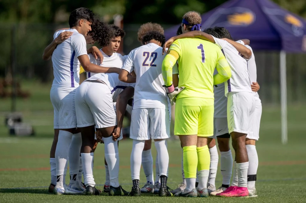 Making Hunter History: Hawk Athletics Fall 2024&nbsp;Recap